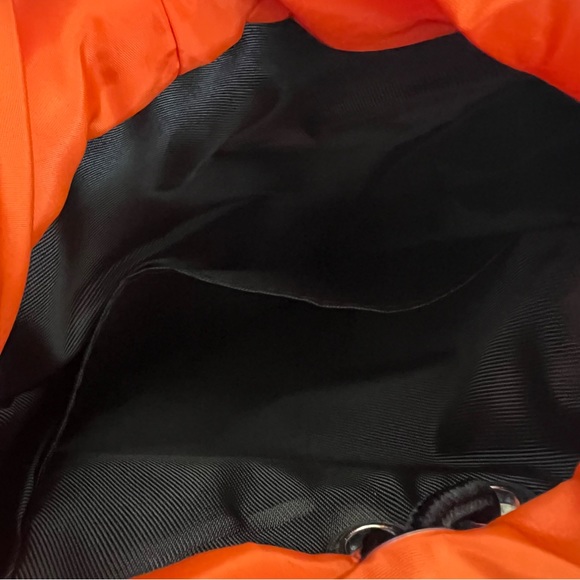 ✔️ New✔️NIKE SUPER RARE Asia Exclusive Crossbody Bag - Picture 8 of 10